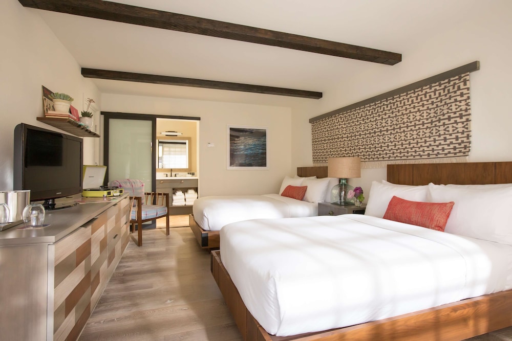 The Leta Santa Barbara Goleta Tapestry Collection by Hilton - photo 12