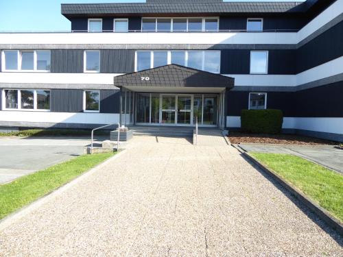 Citylife Winterberg Ferienwohnung Pool Sauna 5 Pers near Ski Lift Wifi PS4 — 4-Star Luxury Hotel in Winterberg, Germany