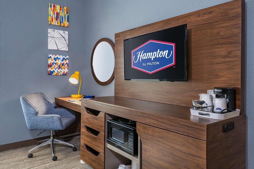 Hampton Inn & Suites Hopkinsville - photo 6