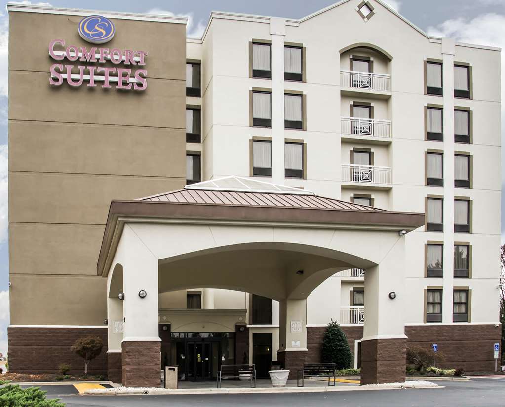 Comfort Suites University Research Park - photo 2