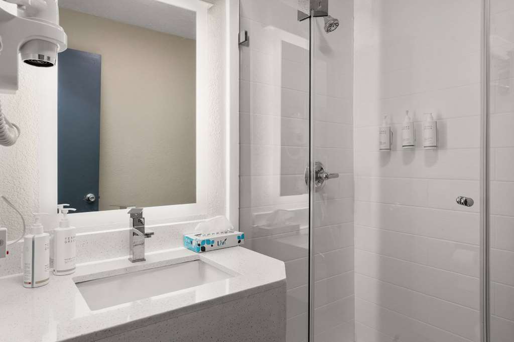 Days Inn by Wyndham Albuquerque I 25 - photo 51