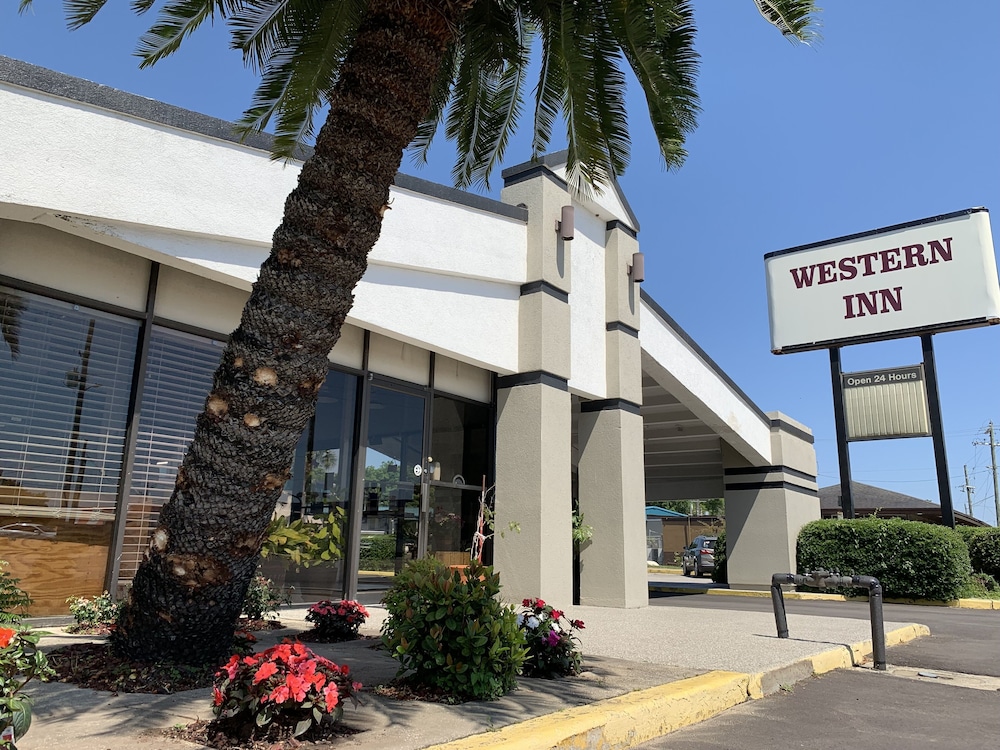 Western Inn - last minute hotel in Pensacola