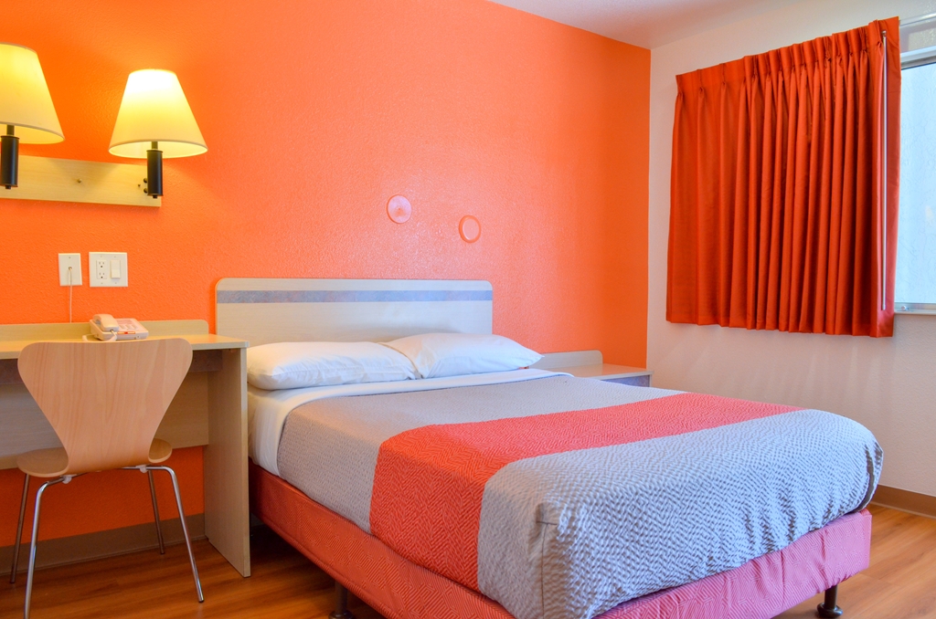 Motel 6 Santa Nella on i 5 - photo 14