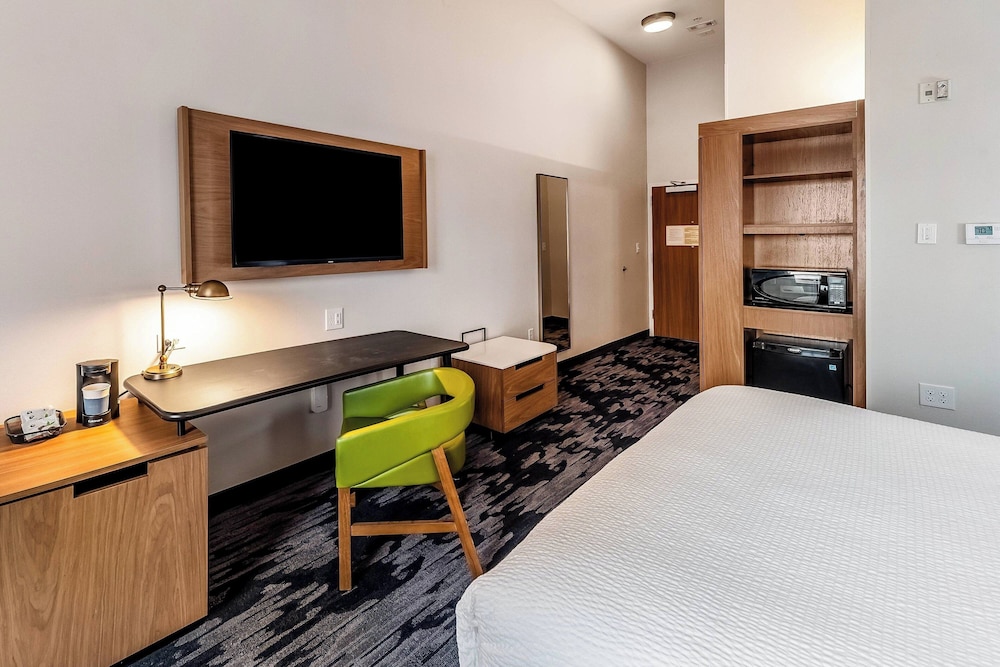 Fairfield Inn & Suites by Marriott Gainesville I 35 - photo 8