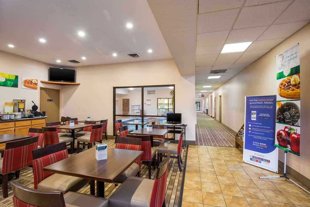 Quality Inn I 70 Near Kansas Speedway - photo 37