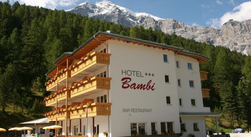 Hotel Bambi Am Park in Stelvio, Italy