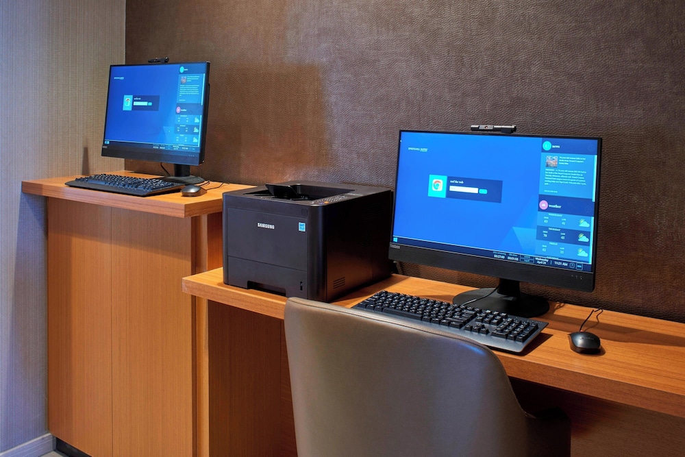 SpringHill Suites by Marriott East Lansing University Area - photo 18
