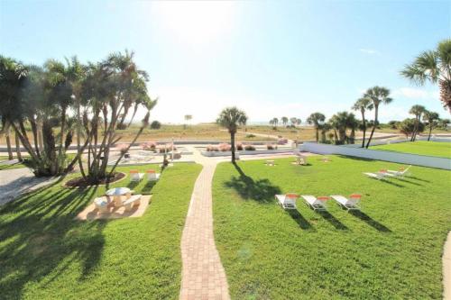 Tropic Terrace Suite #49 Beachfront Resort - photo 17
