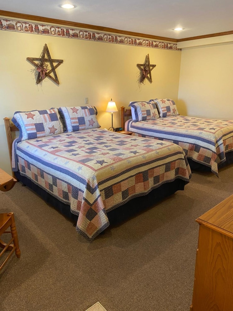 The Garrett Inn - photo 30