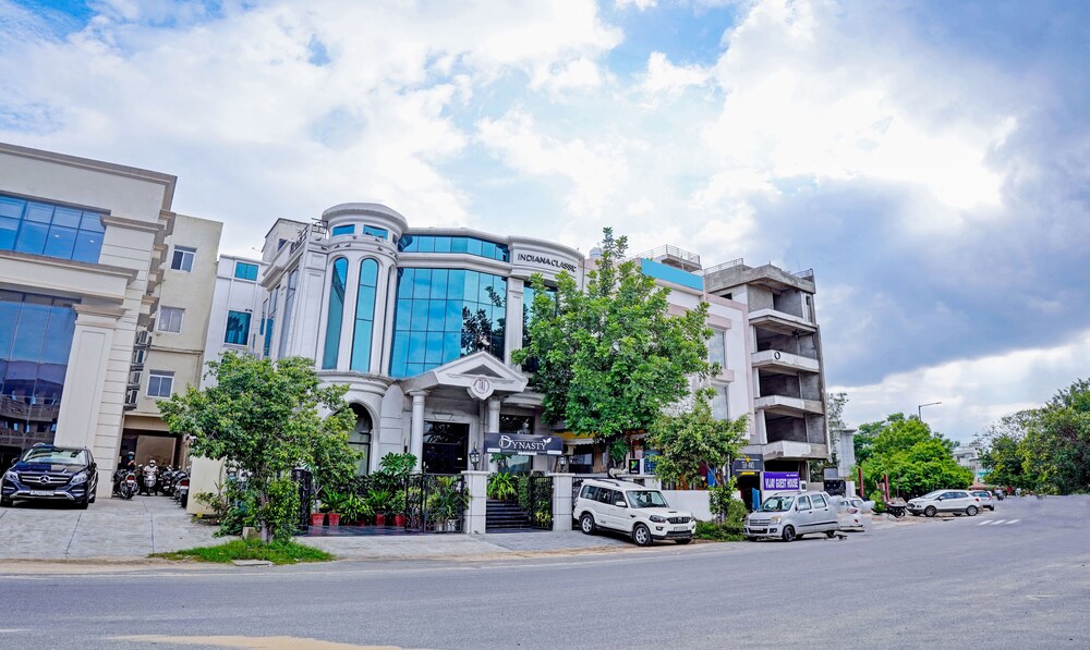 Treebo Indiana Classic - last minute hotel in Jaipur