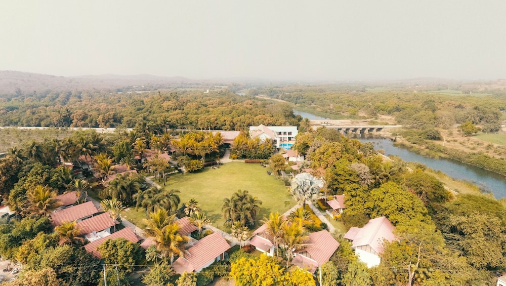 Gir Vanvaso Resort — hotel in Keshod