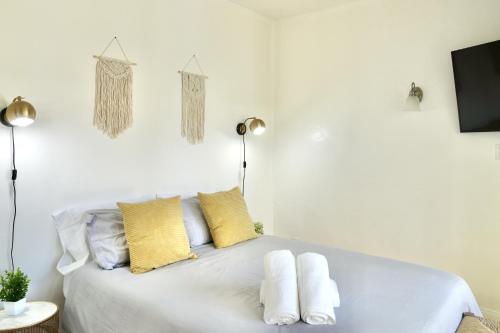 Monthier Townhouse The Grove Los Angeles - photo 9