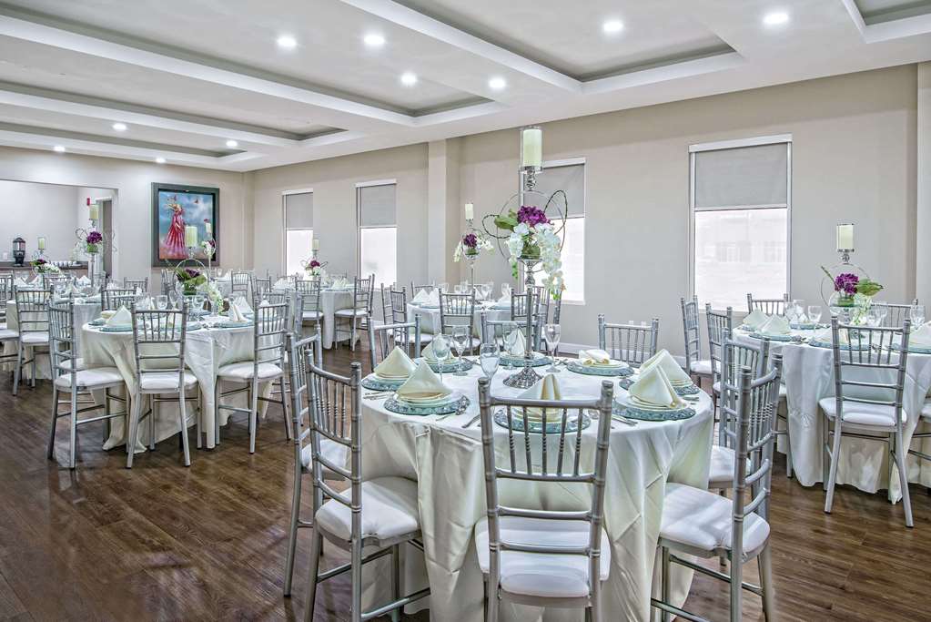 Hawthorn Extended Stay by Wyndham McAllen - photo 18