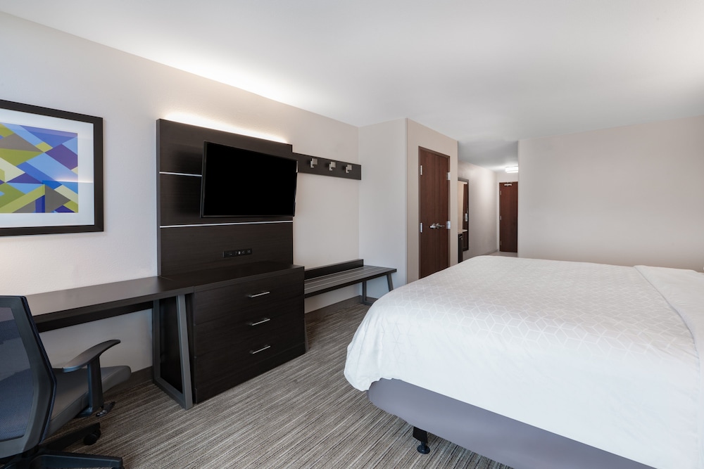 Holiday Inn Express & Suites Trinidad by IHG - photo 19