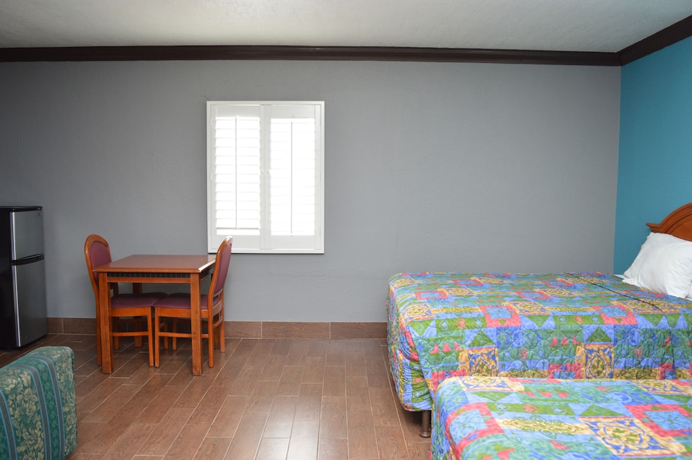 Eagle Inn Motel - photo 8
