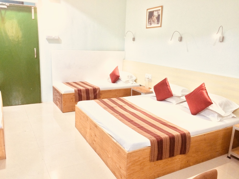 Shubham Accomodation - carbon neutral hotel in Mumbai