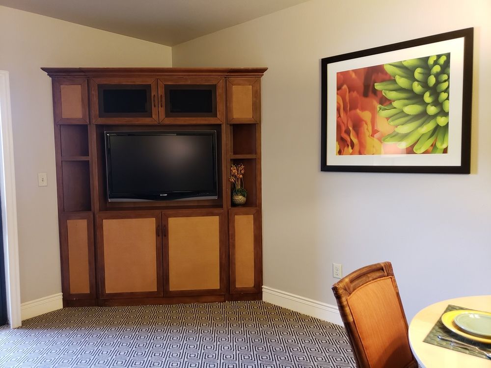 Suites at the Tahiti Village - photo 11
