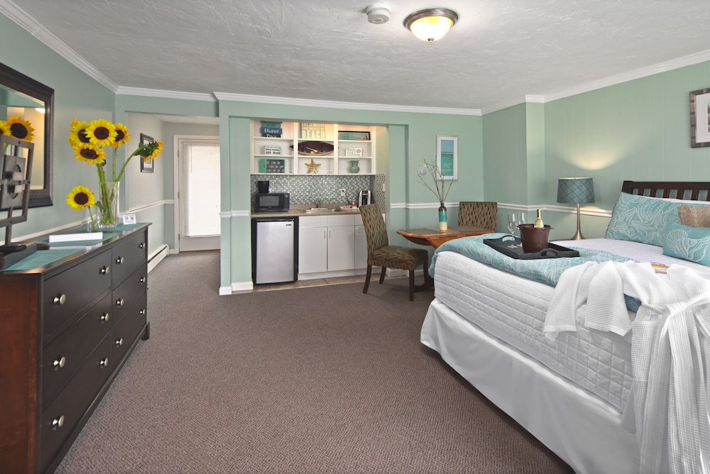 Ocean Inn on Nantasket Beach - photo 4