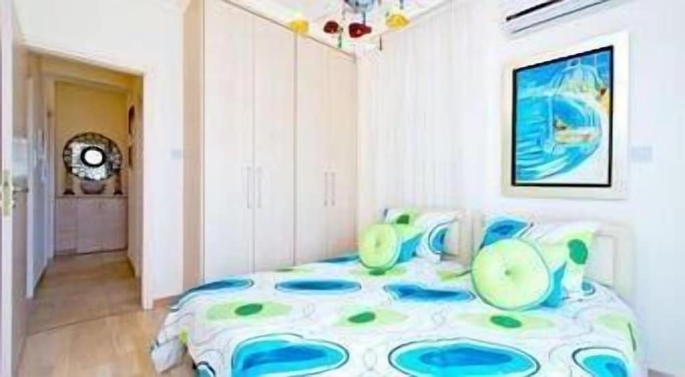 Amadora Luxury Villas Protaras Cyprus — Room (photo 5 of 5)