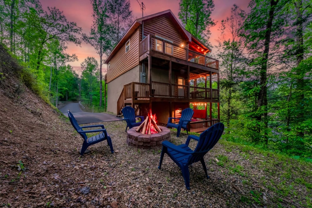 Dollywood Delights by Ghosal Luxury Lodging - photo 49