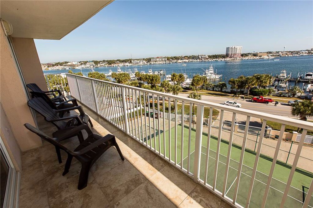 Waterview Towers Yacht Club by Holiday Isle - photo 38