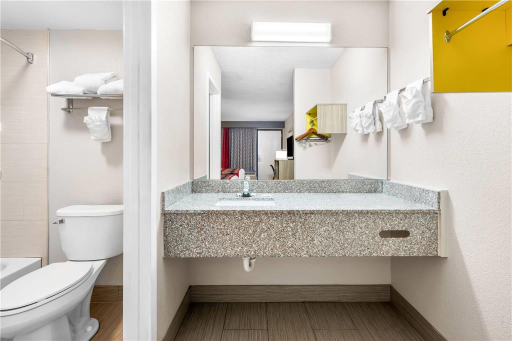 Days Inn by Wyndham Hoover Birmingham - photo 14