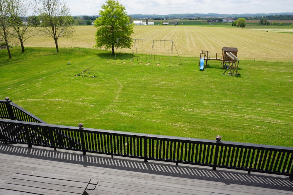 Harvest Drive Family Inn - photo 36