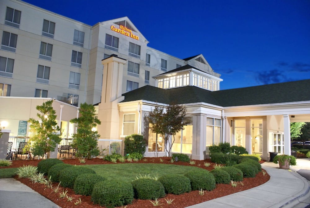 Hilton Garden Inn Charlotte North - photo 2
