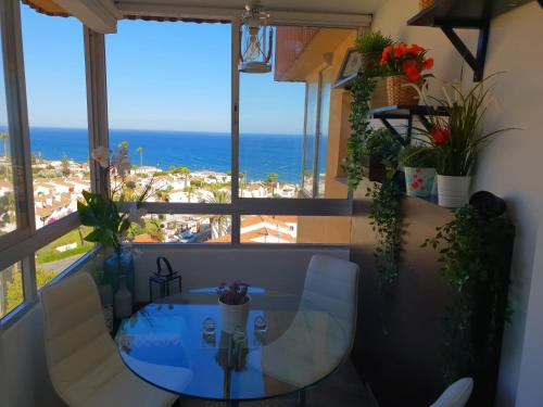 Frente A La Playa Vistas Al Mar La Cala De Mijas — Mijas