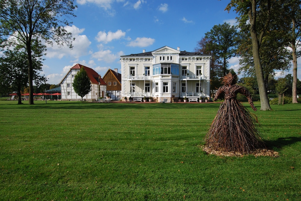 Gut Kump - carbon neutral hotel in Hamm