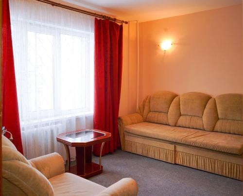 Economi Hotel Kraskovo — hotel in Kraskovo
