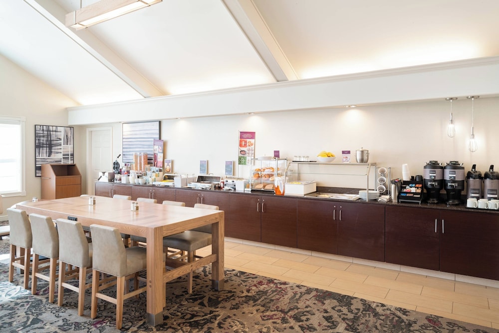 Residence Inn by Marriott Southington - photo 22