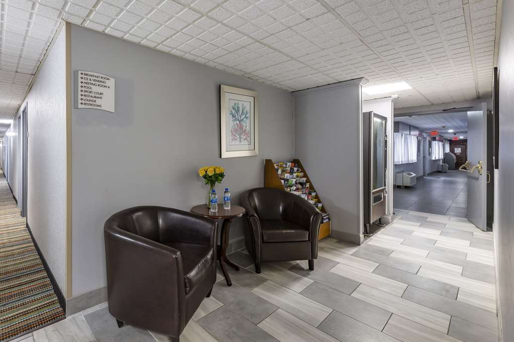 Quality Inn Austintown Youngstown West - photo 7