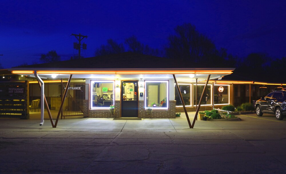 Raine Motel - photo 98
