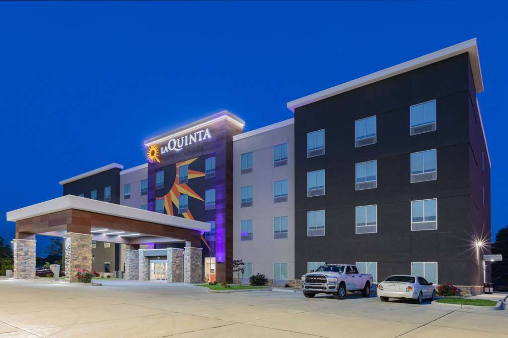 La Quinta Inn & Suites by Wyndham Jackson Cape Girardeau - photo 4