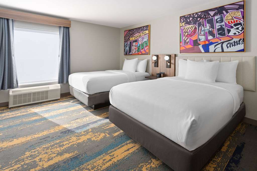 La Quinta Inn & Suites by Wyndham Memphis I 240 - photo 31