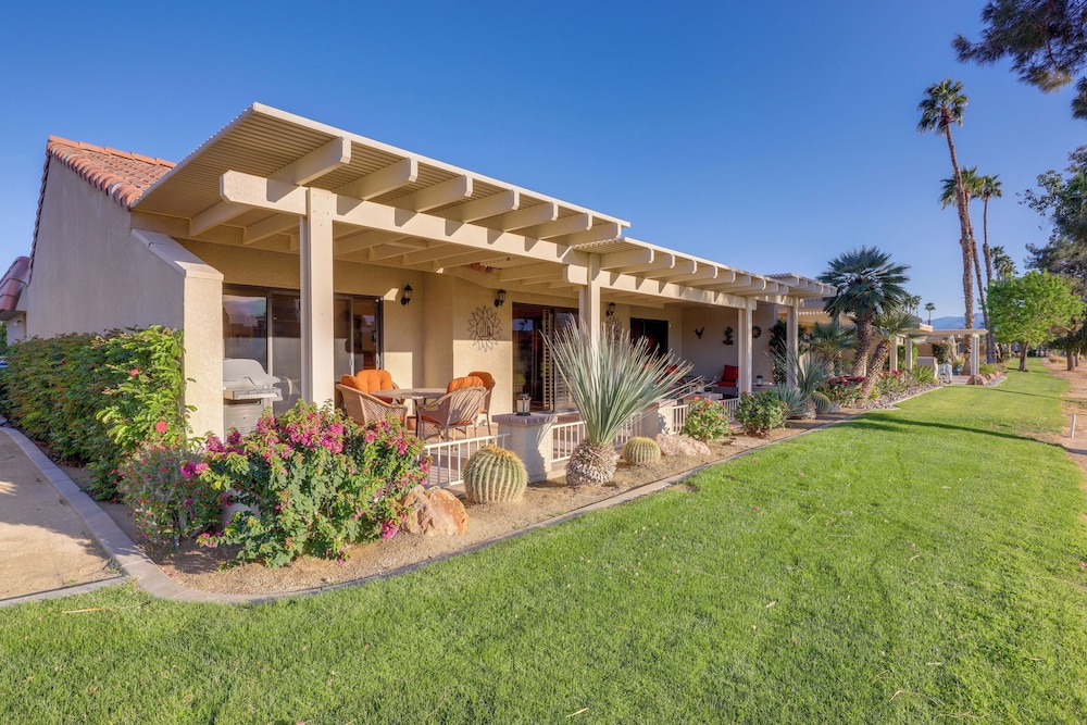 Spacious Condo w Mtn Views in Palm Desert — 4-Star Luxury Hotel in Palm Desert, United States