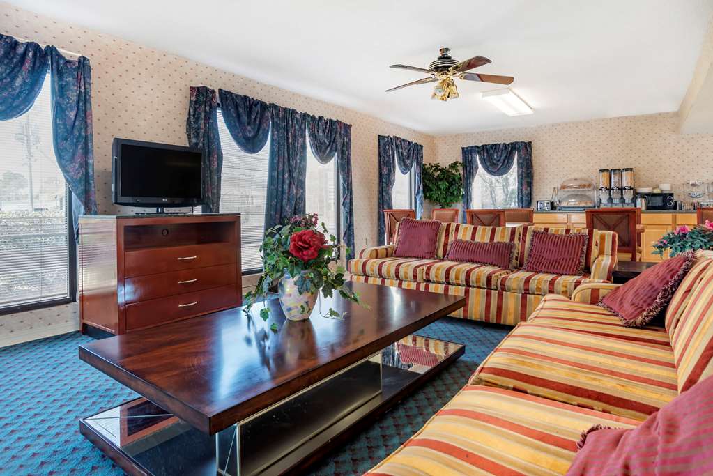 Econo Lodge Pearl Jackson - photo 9