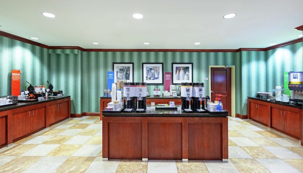 Hampton Inn & Suites El Paso West - photo 42