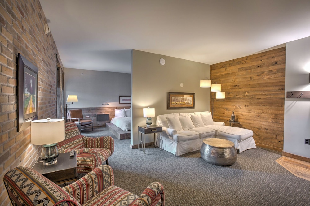 Hotel Crosby - photo 18