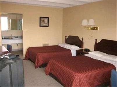 Tecumseh Inn Motel - last minute hotel in Tecumseh