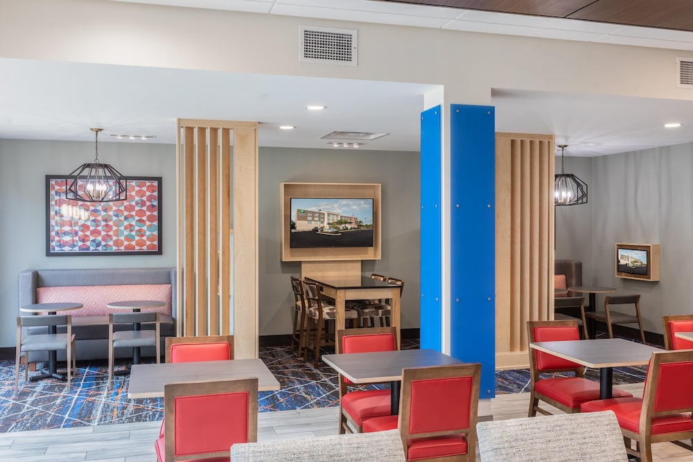 Holiday Inn Express & Suites Rock Hill by IHG - photo 61