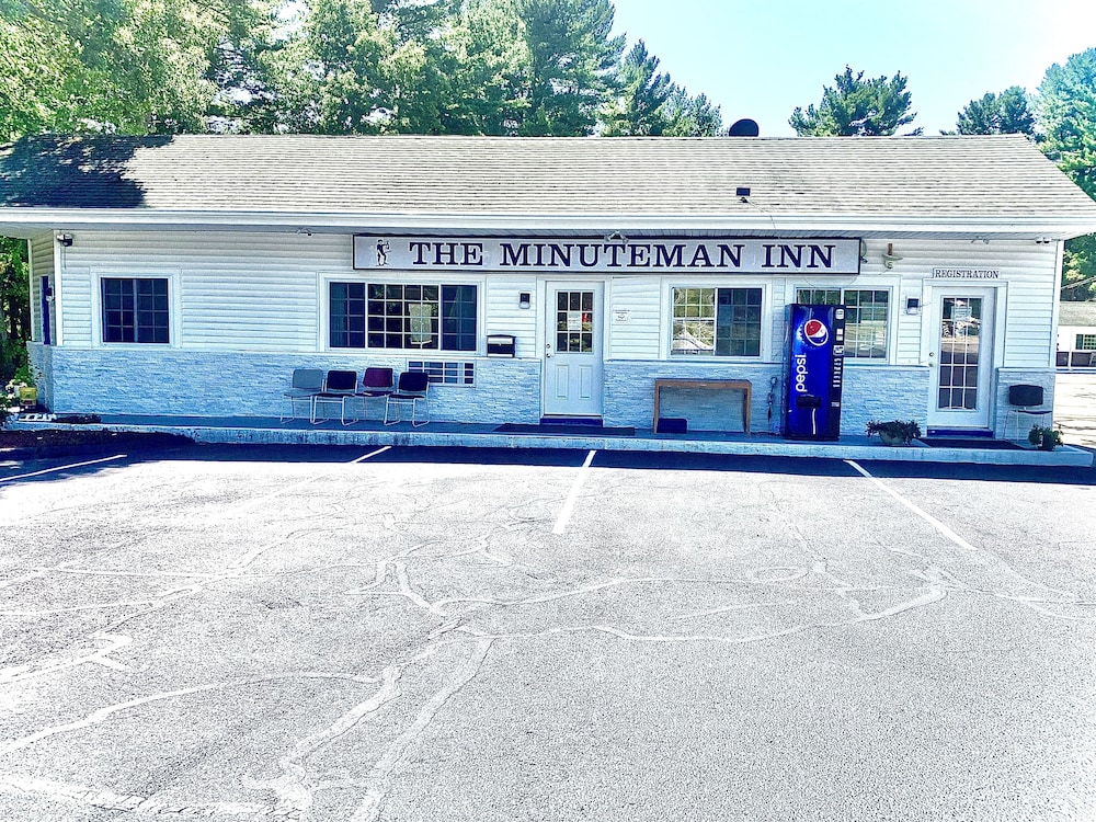 The Minuteman Inn — hotel in Acton