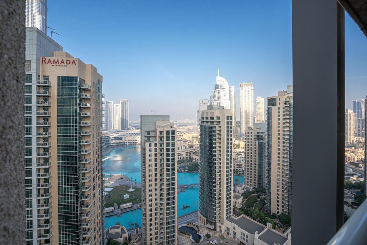 Bellavista Apartments Holiday Homes LLC Glamorous 2BR 29 Boulevard Burj Khalifa & Fountain View — 4-Star Luxury Hotel in Dubai, United Arab Emirates