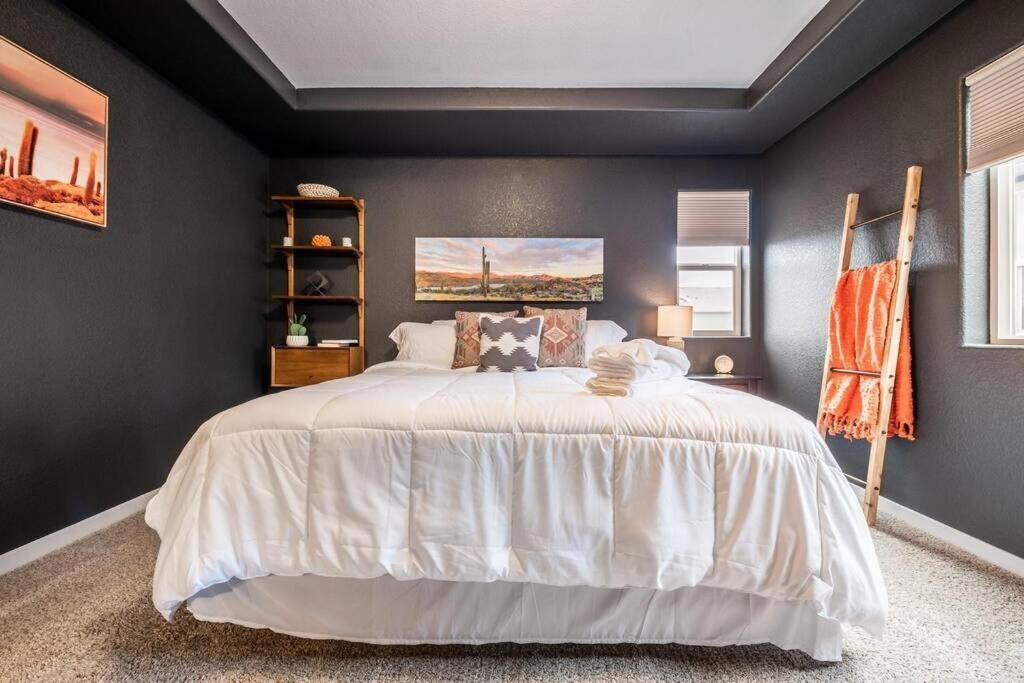 Pioneer Retreat Downtown High End Haven in Colorado Springs, United States