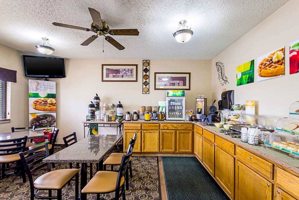 Quality Inn Sheboygan North I 43 - photo 36