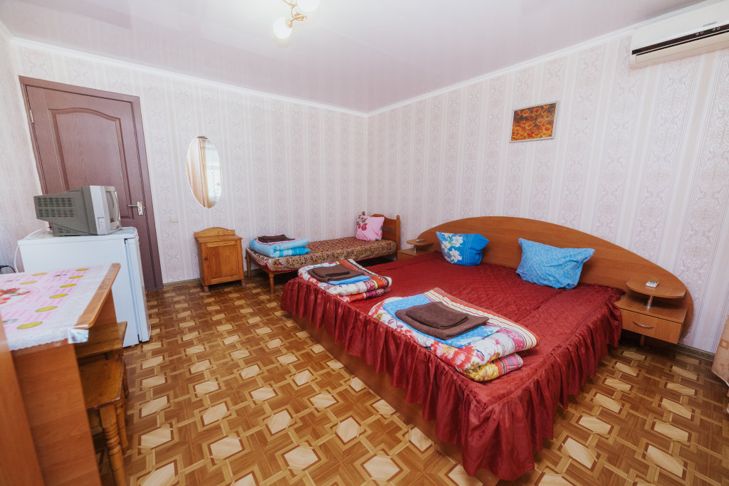 Frunzenets Hotel — Unknown City — photo 2