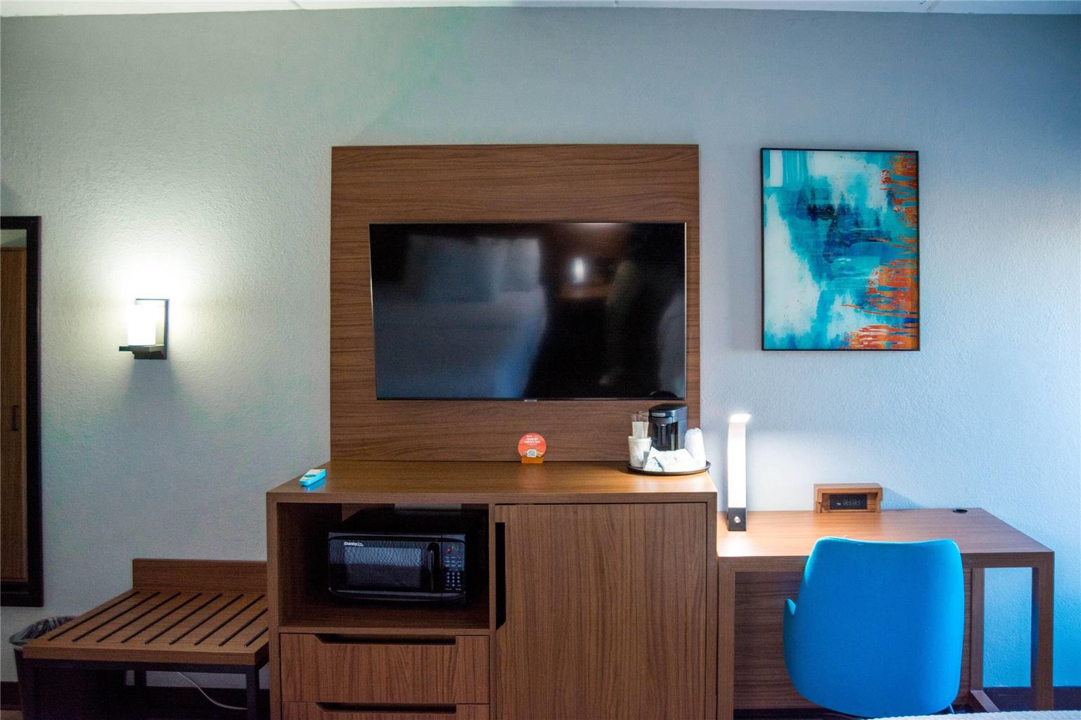 La Quinta Inn & Suites by Wyndham Fayetteville I 95 - photo 28