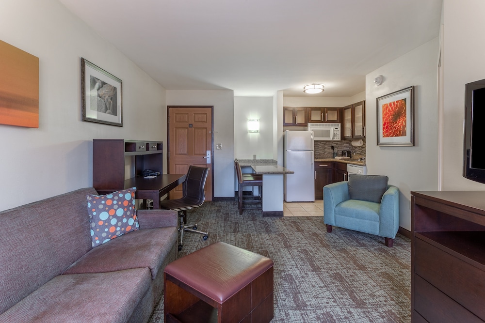 Staybridge Suites Davenport by IHG - photo 26