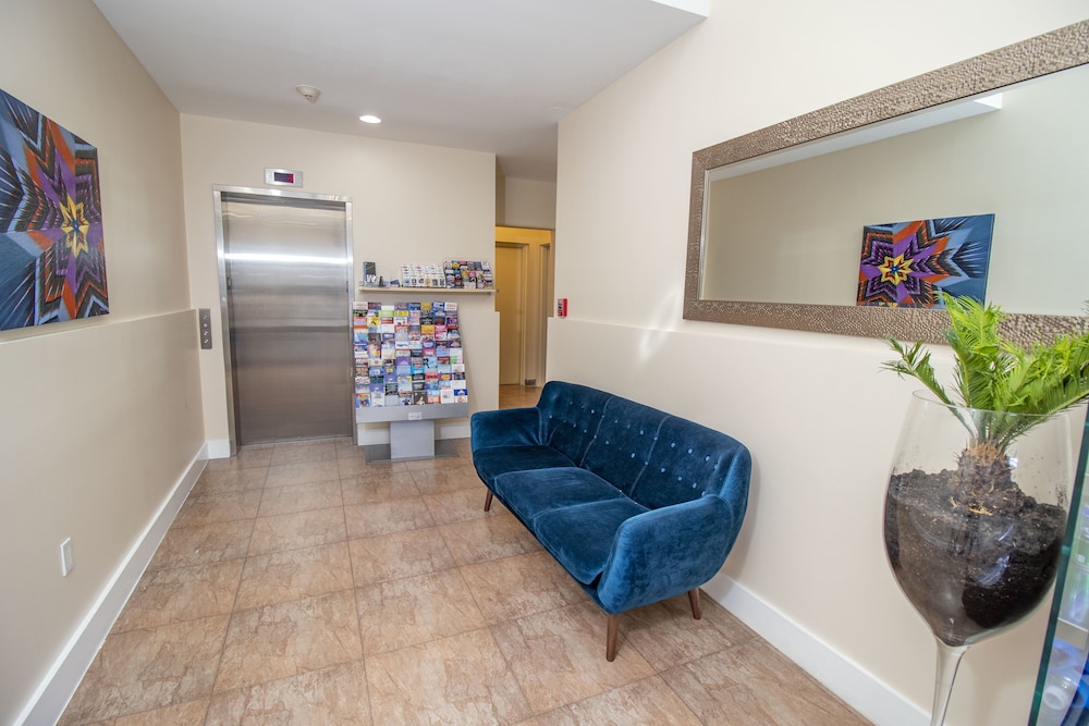 Canal Loft Hotel - photo 6